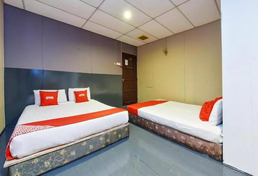 Hotelli Oyo 90627 Pulau Ketam Inn