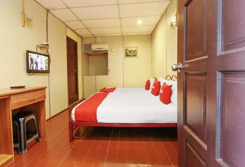 Hotelli Oyo 90627 Pulau Ketam Inn