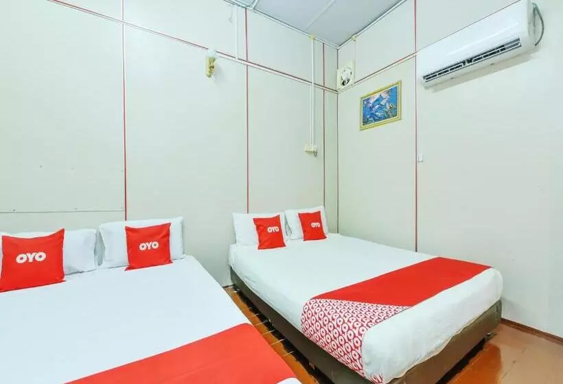 Hotelli Oyo 90627 Pulau Ketam Inn