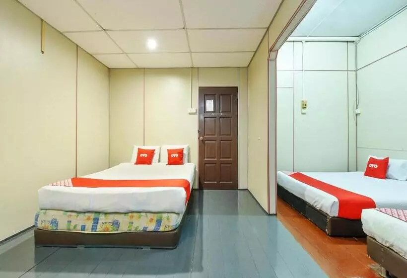 Hotelli Oyo 90627 Pulau Ketam Inn