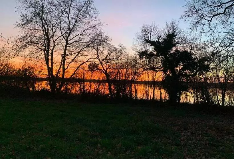 ペンション La Métairie   Guesthouse