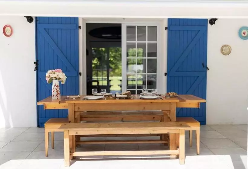 ペンション La Métairie   Guesthouse