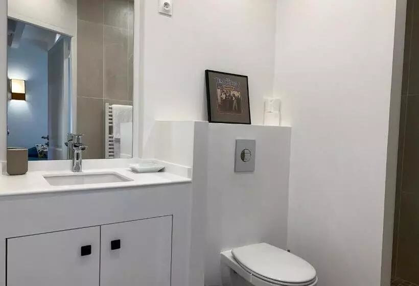 ペンション La Métairie   Guesthouse