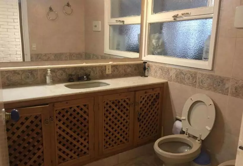 ユースホステル Palmeras Del Verdun