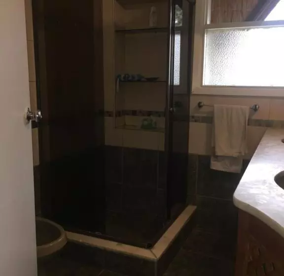 ユースホステル Palmeras Del Verdun
