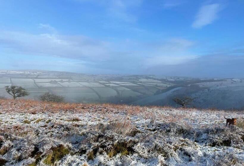 צימר The Hayloft, Exmoor