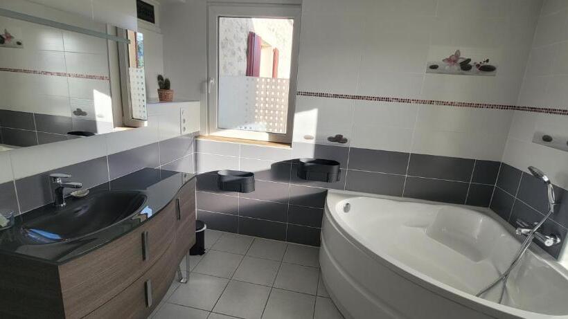 펜션 Au Clos Du Célé