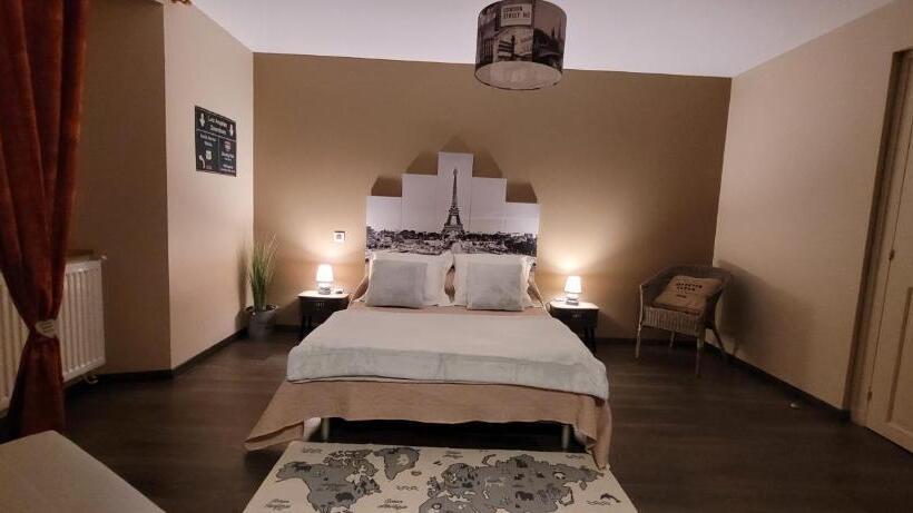 펜션 Au Clos Du Célé