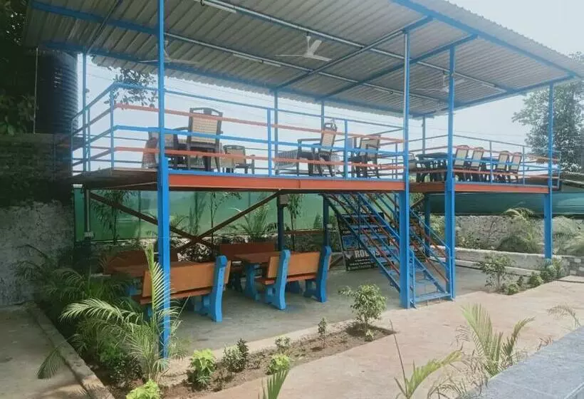 ホテル Mumbai Garden Resort