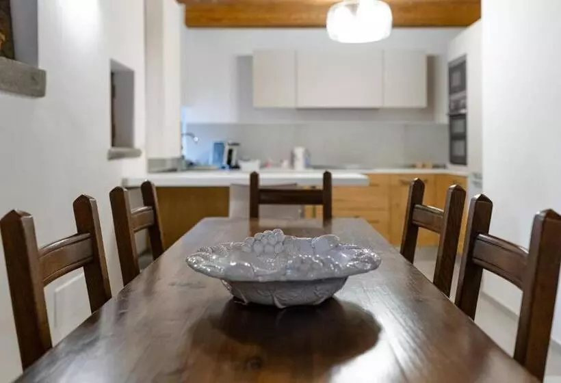 Aamiaismajoitus (B&B) La Dimora Del Principe