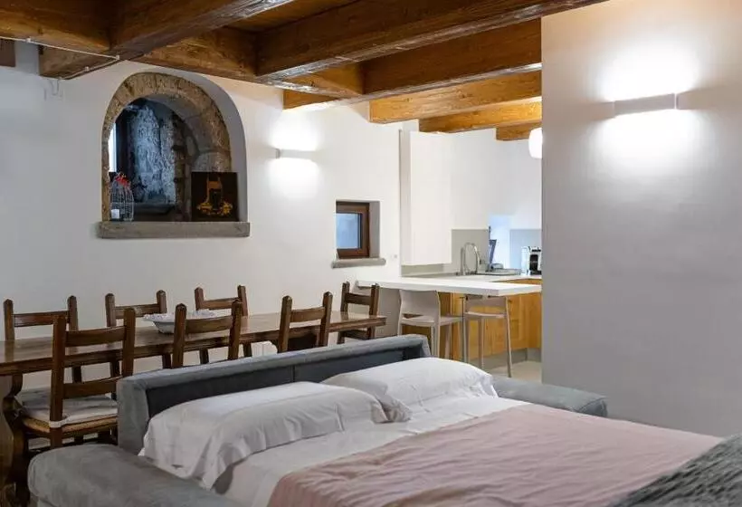 Aamiaismajoitus (B&B) La Dimora Del Principe