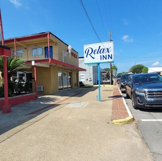 Отель Relax Inn