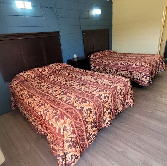 Отель Relax Inn