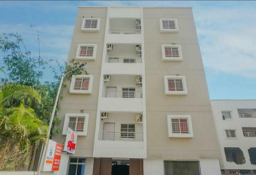 בית מלון כפרי Sayee Luxury Inn