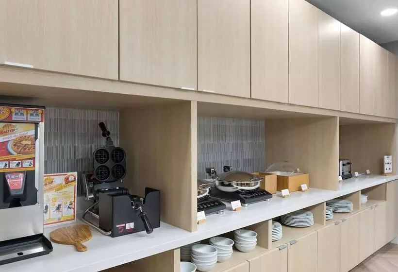 Hotelli Towneplace Suites By Marriott White Hall