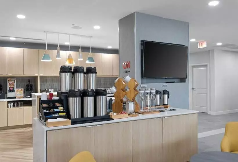 Hotelli Towneplace Suites By Marriott White Hall