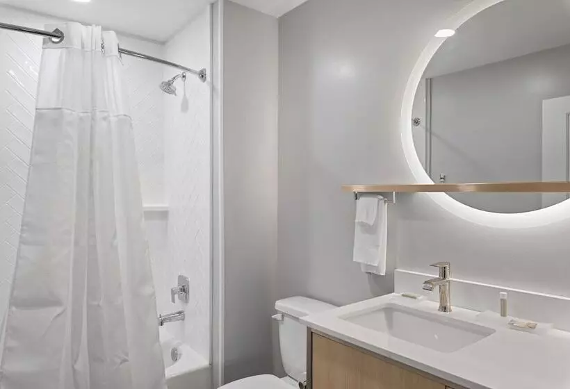 Hotelli Towneplace Suites By Marriott White Hall