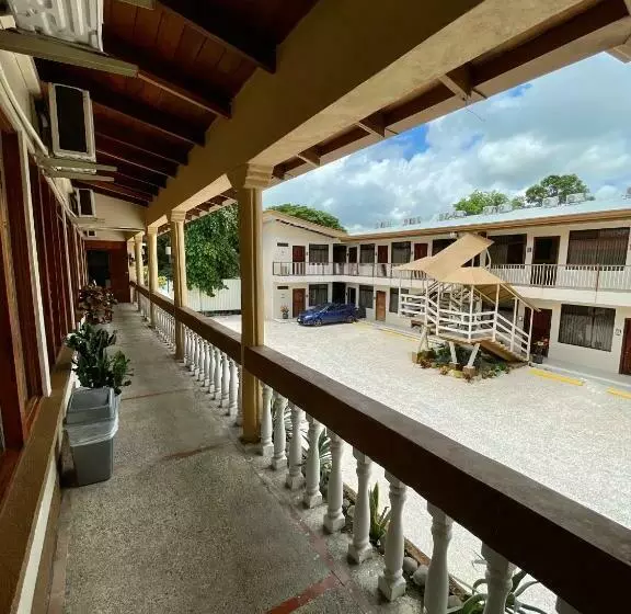 Hotelli Wilson Condega