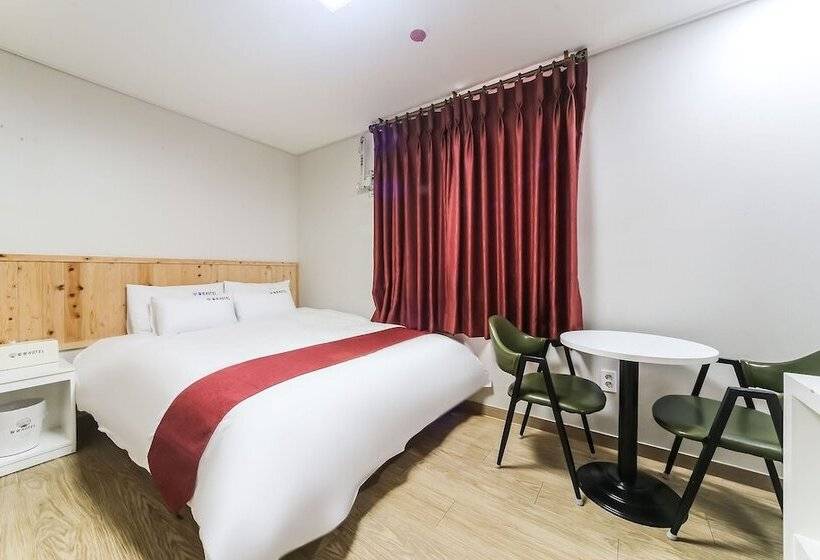 Motel Tongyeong Mu
