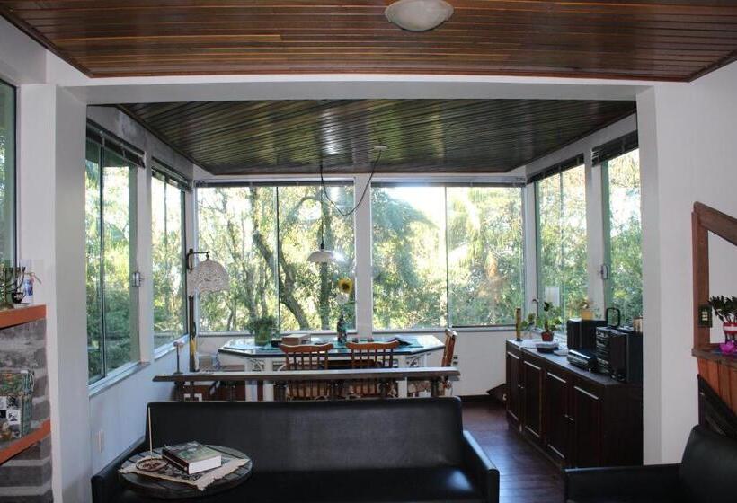 Pension Pousada Laura E Emílio