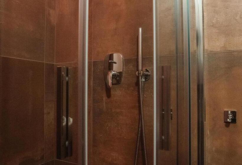 住宿加早餐  Little House