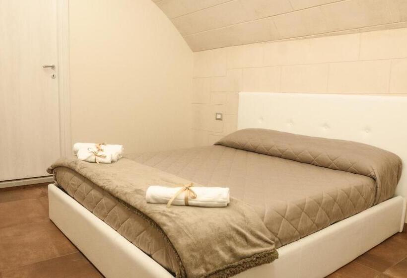 住宿加早餐  Little House