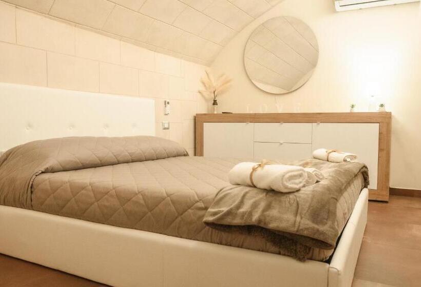 住宿加早餐  Little House