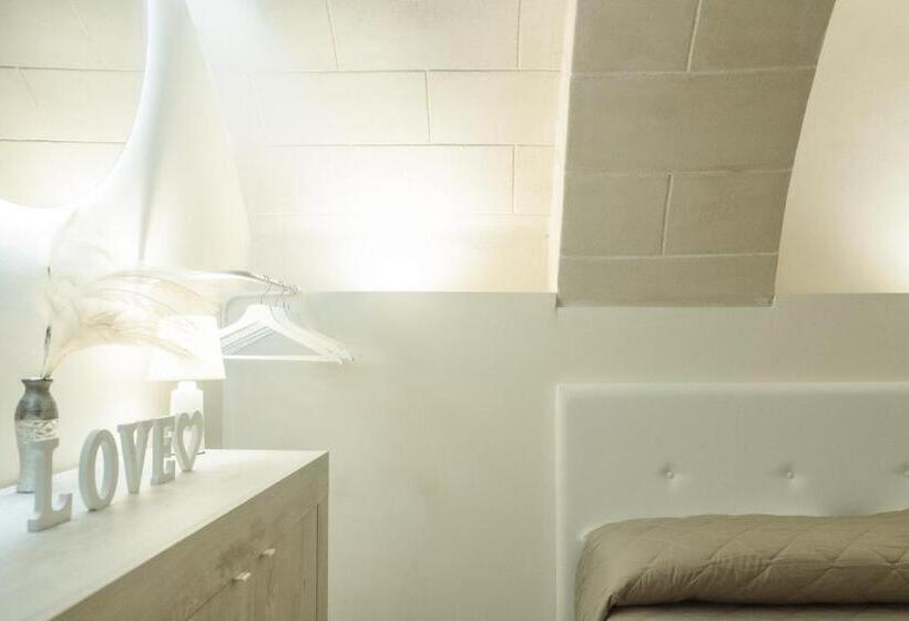 住宿加早餐  Little House