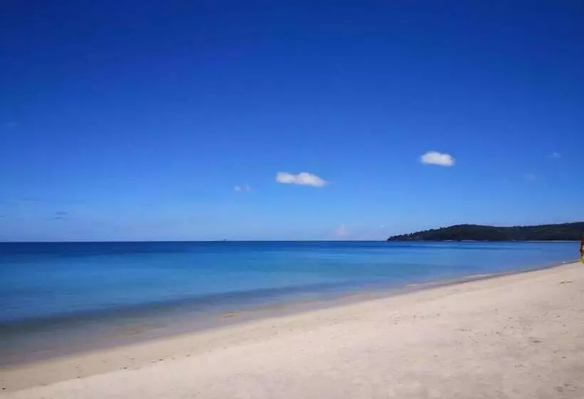 Hotelli Triple J Hometel