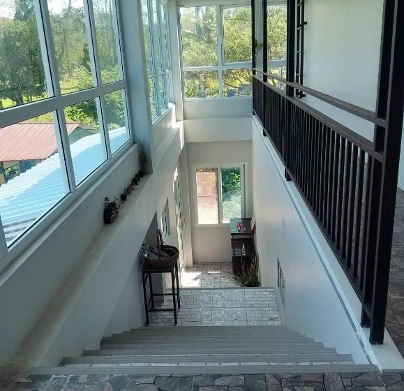 Hotel Triple J Hometel