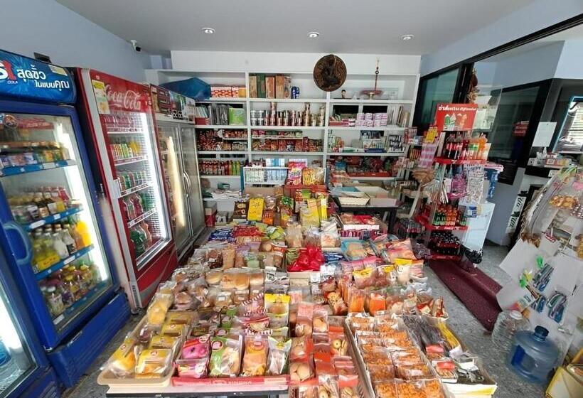 فندق Triple J Hometel