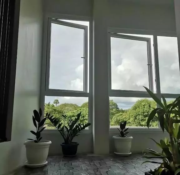 Hotelli Triple J Hometel