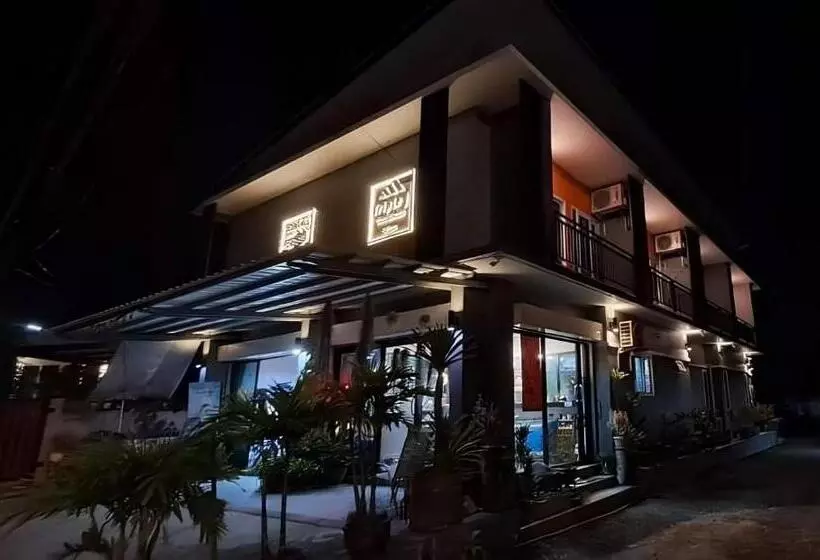 Hotelli Triple J Hometel