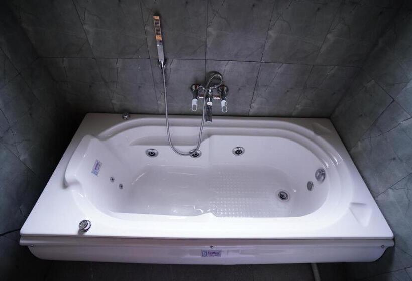 Ravishing Retreat Resort