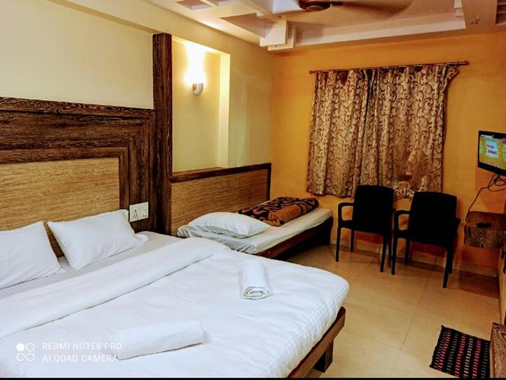 酒店 Rohit & Swaad Resto