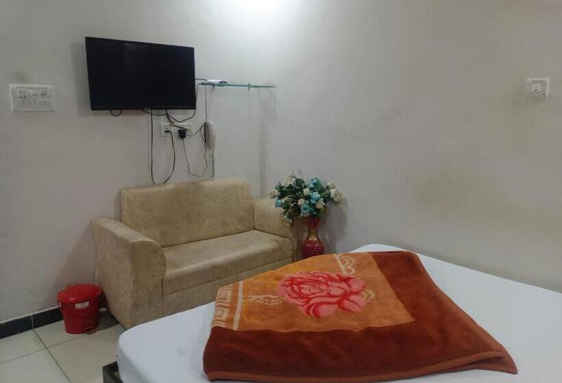 בית מלון כפרי Royal Churu