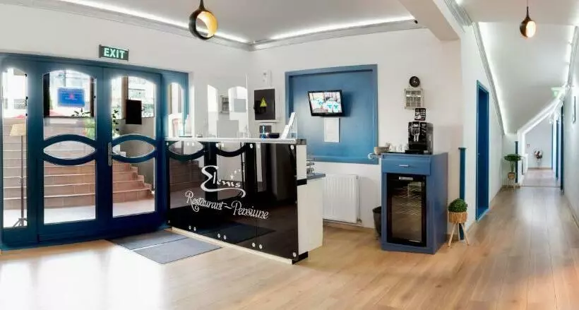 Majatalo Hermitage By Elenis