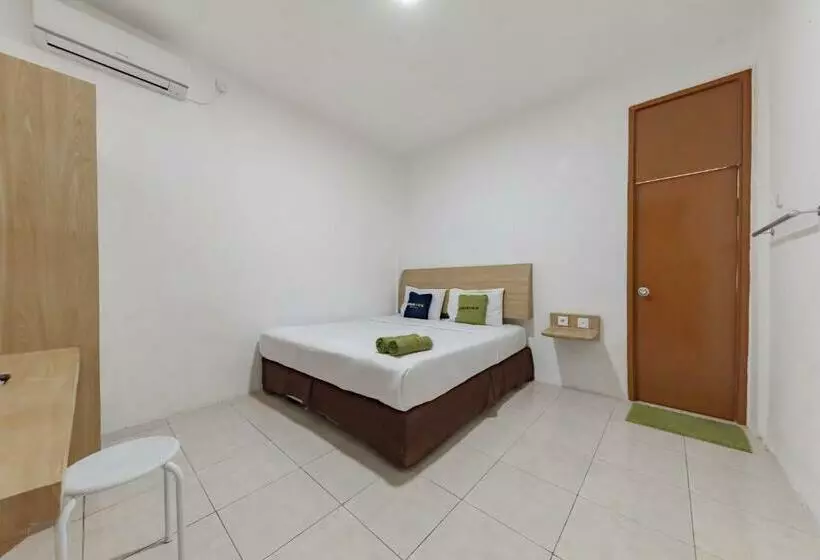 Urbanview Hotel Cozy Samarinda By Reddoorz