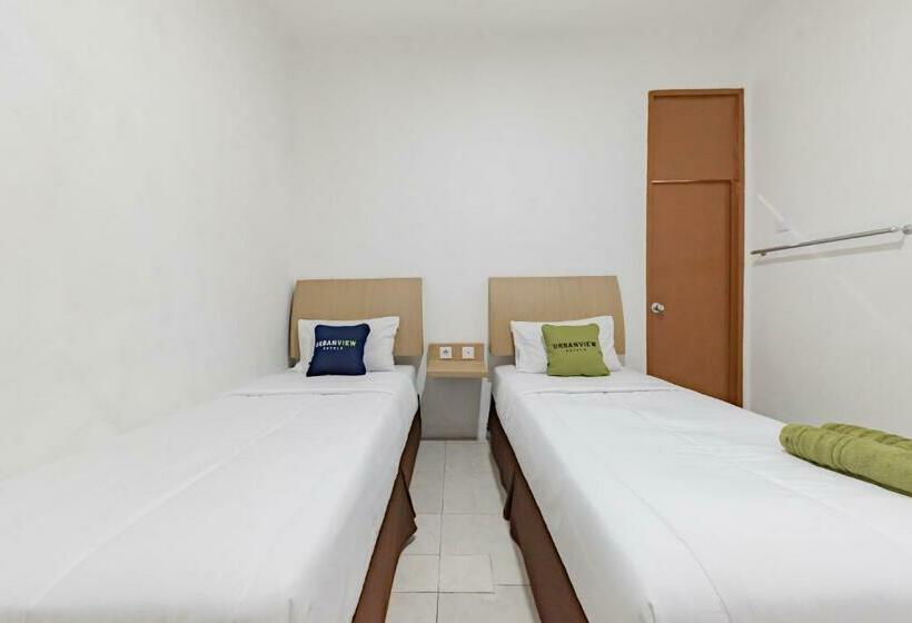Urbanview Hotel Cozy Samarinda By Reddoorz