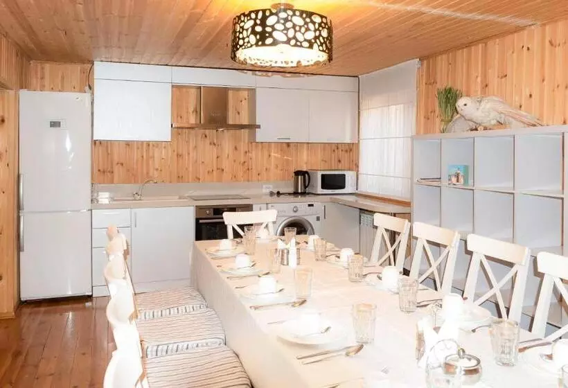 هتل Balqaragai Forest Family Resorts