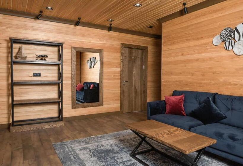 호텔 Balqaragai Forest Family Resorts