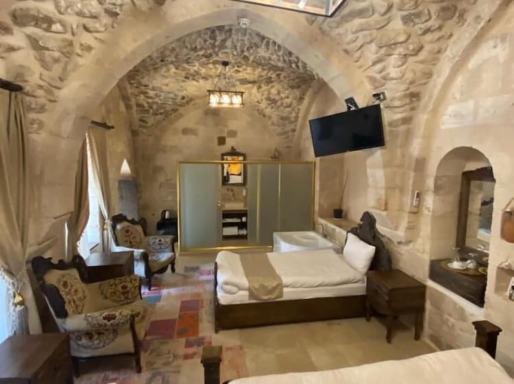 هتل Carra Konaği