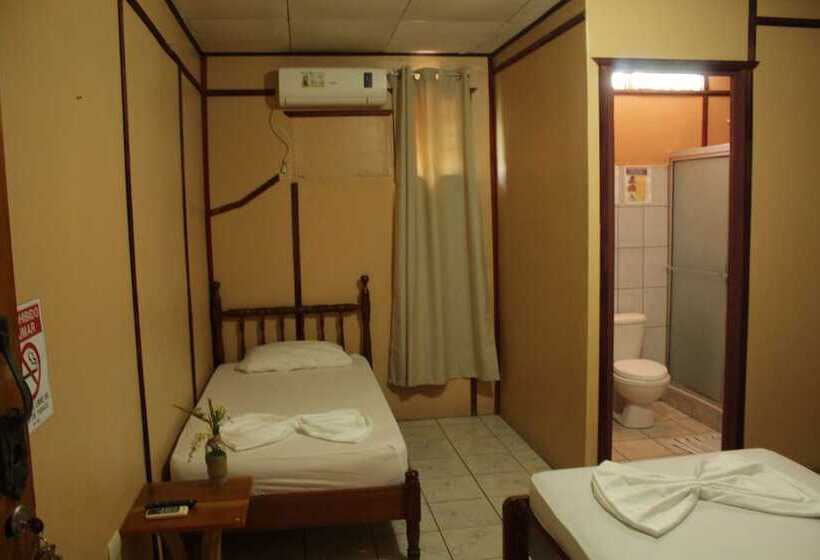 מלון כמוסות Cabinas Carolina