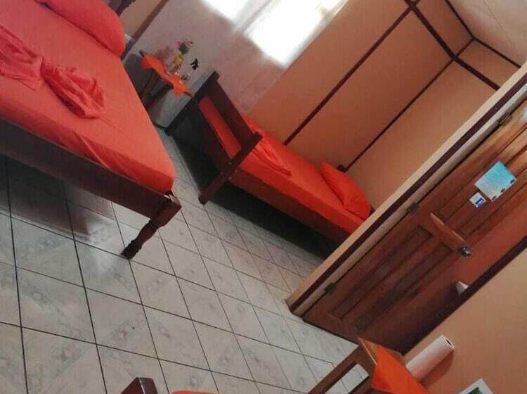 מלון כמוסות Cabinas Carolina