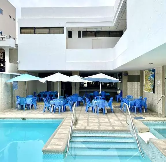 هتل Dorado Inn