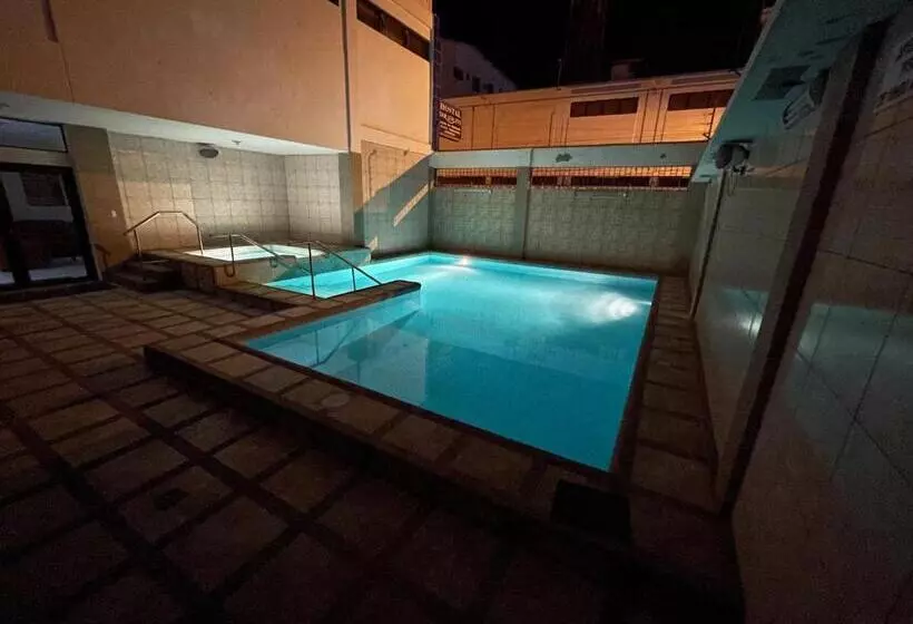 هتل Dorado Inn