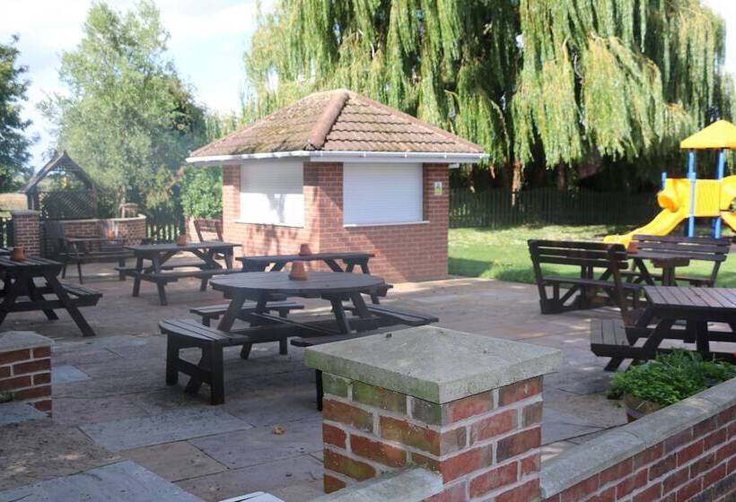 Отель The Boat Inn Hayton