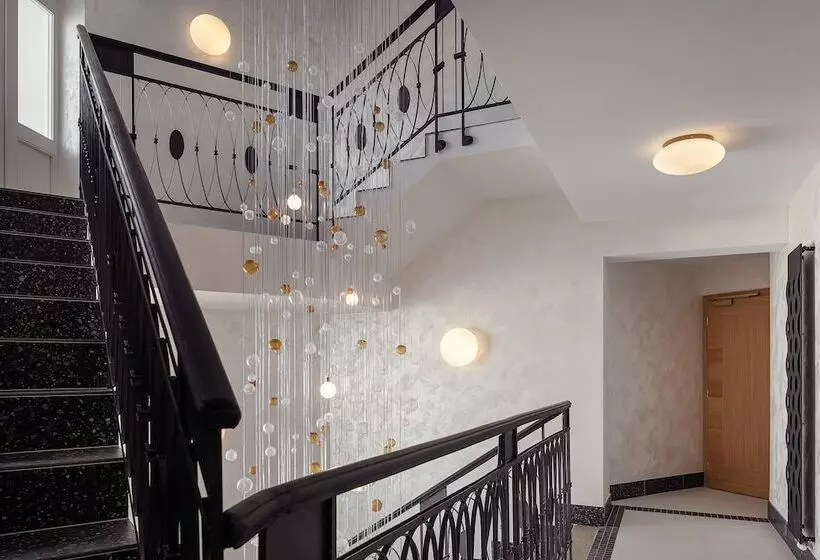Allure Hotel & Residence Prague
