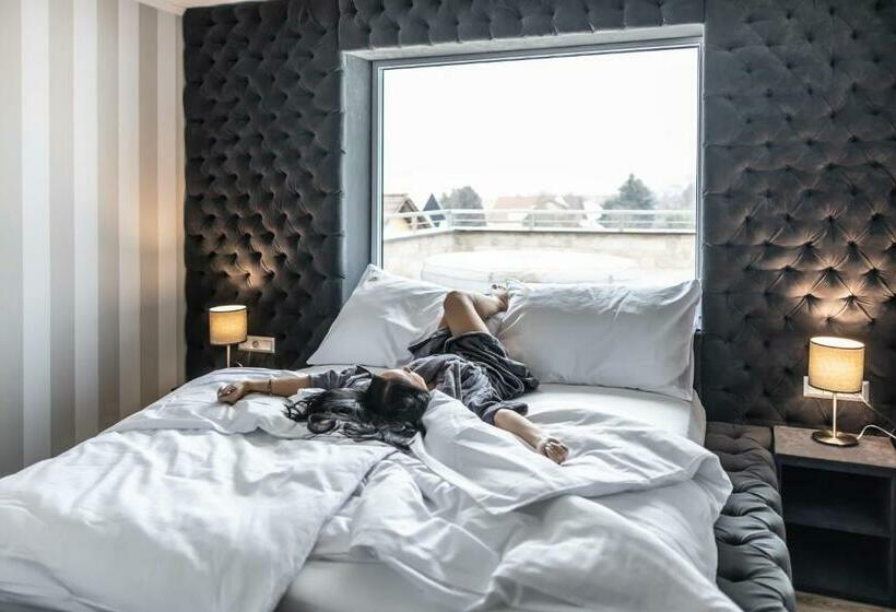 Demanova Apartments Dependance