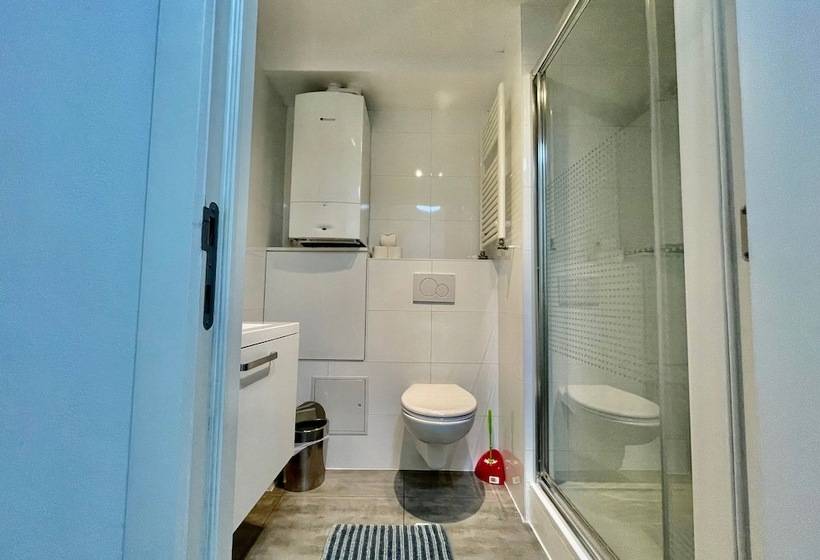 Oneluxstay Antwerp City Centre